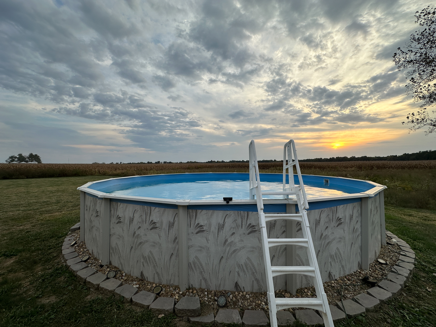 main property photo 34
