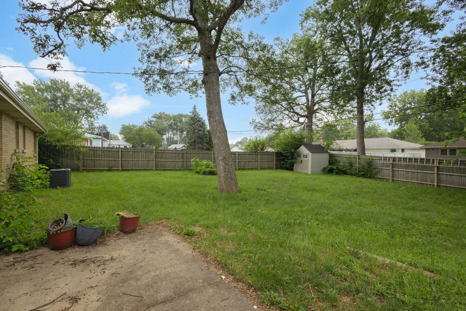 main property photo 16
