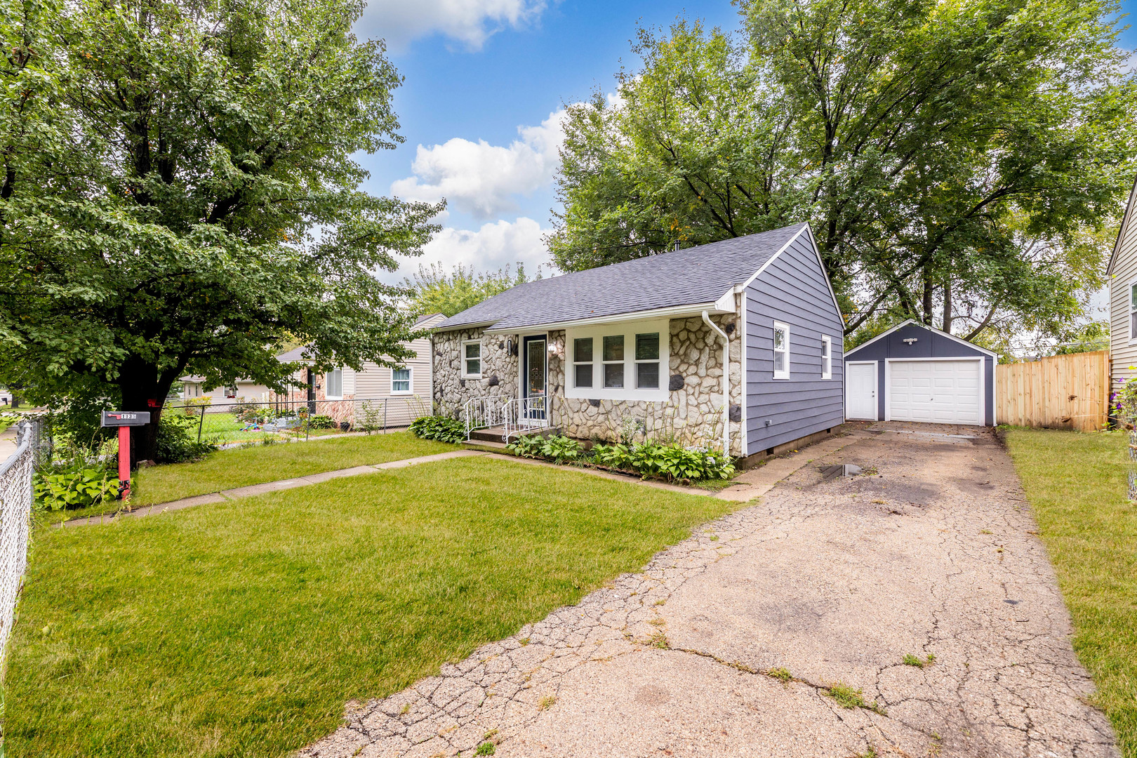 main property photo 15