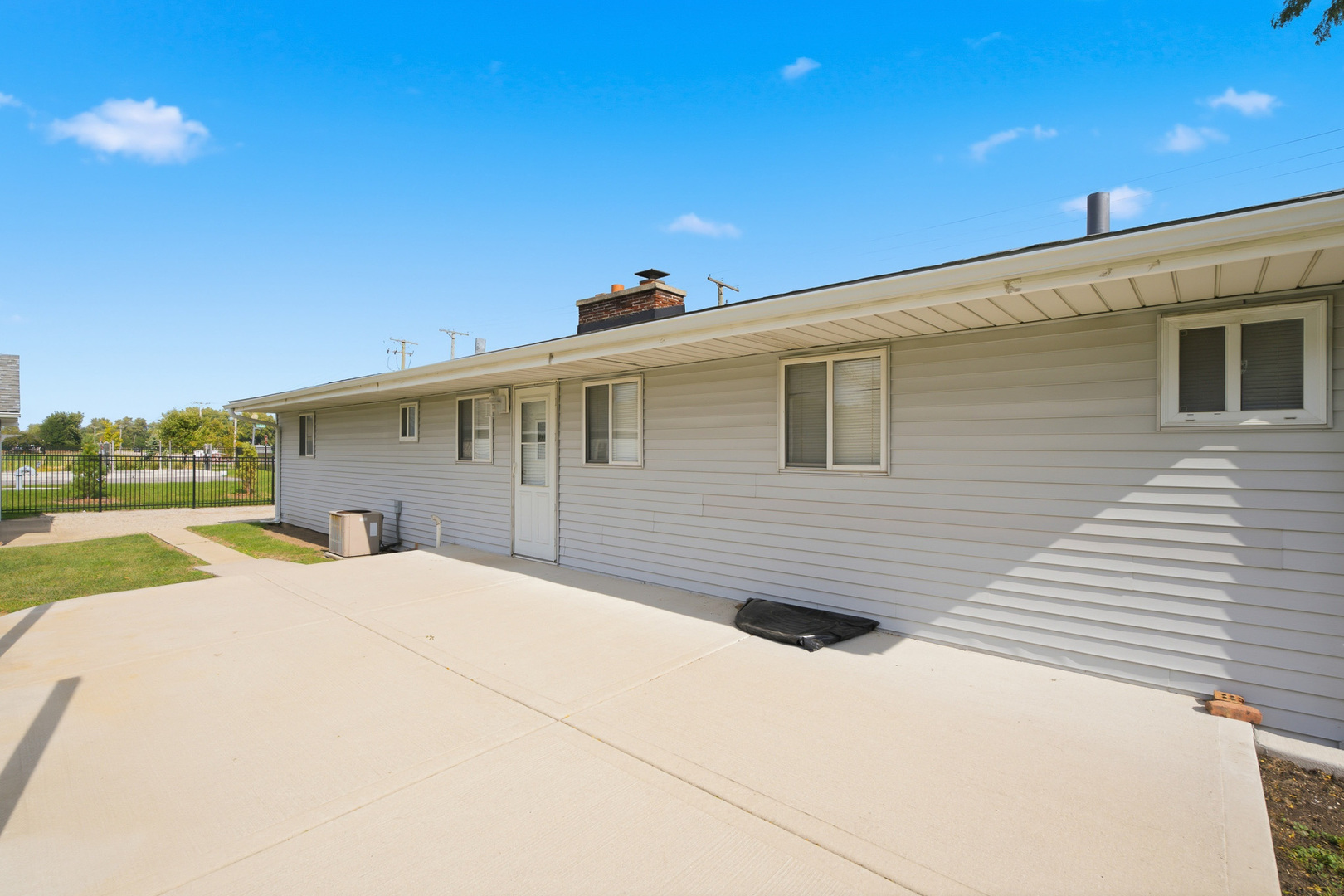 main property photo 53