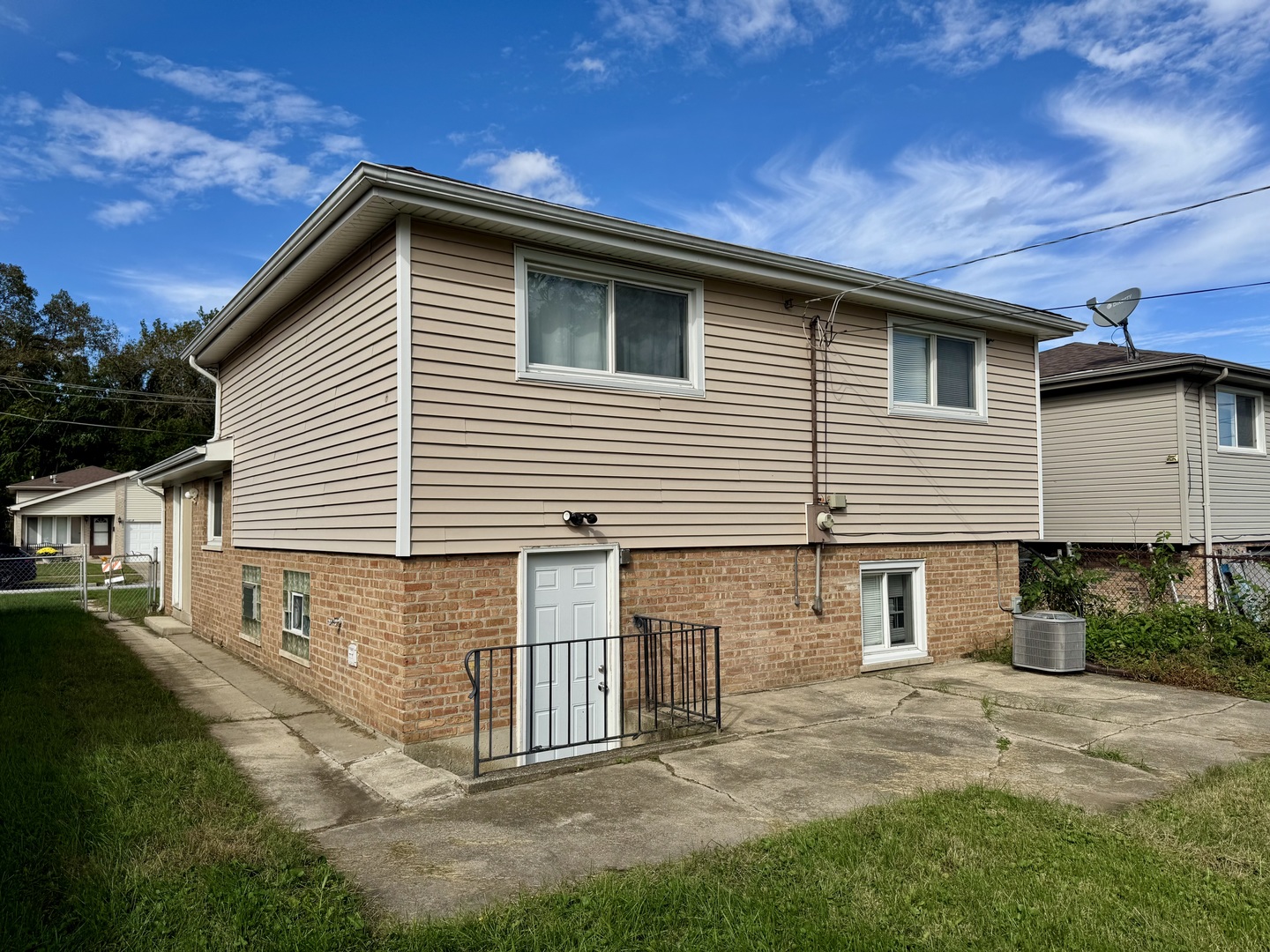 main property photo 3