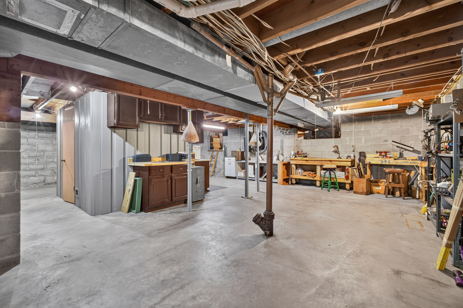 main property photo 51