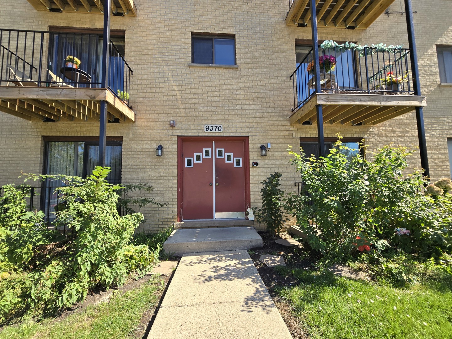 main property photo 14