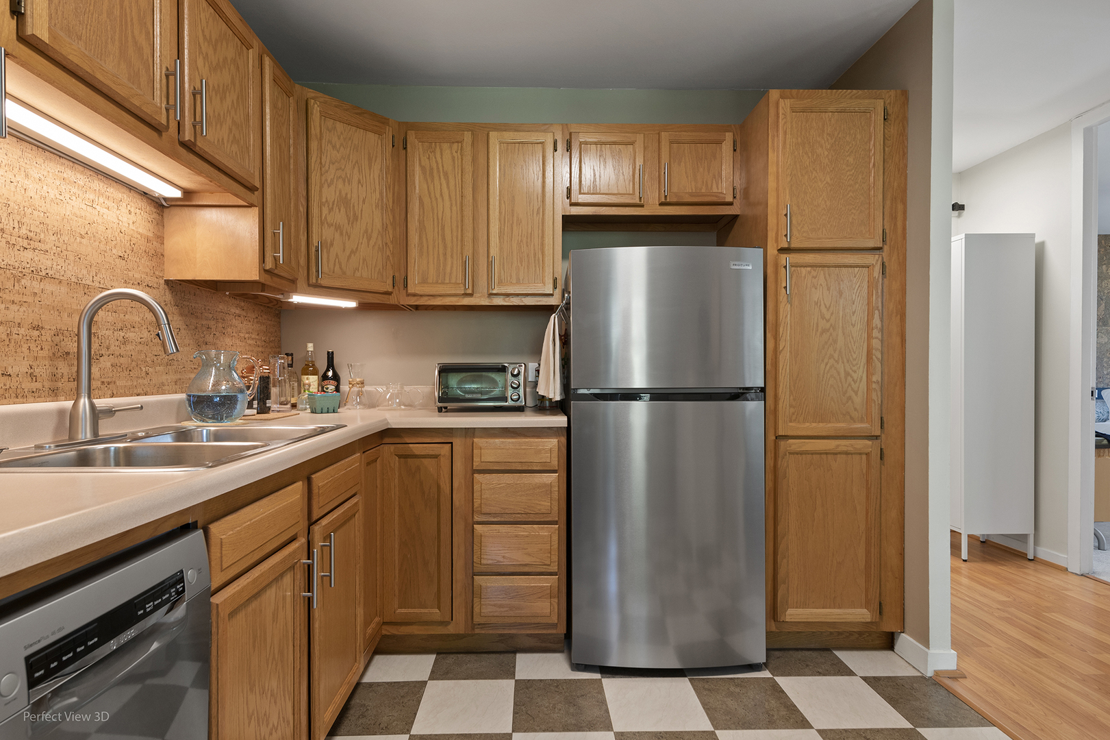 main property photo 9