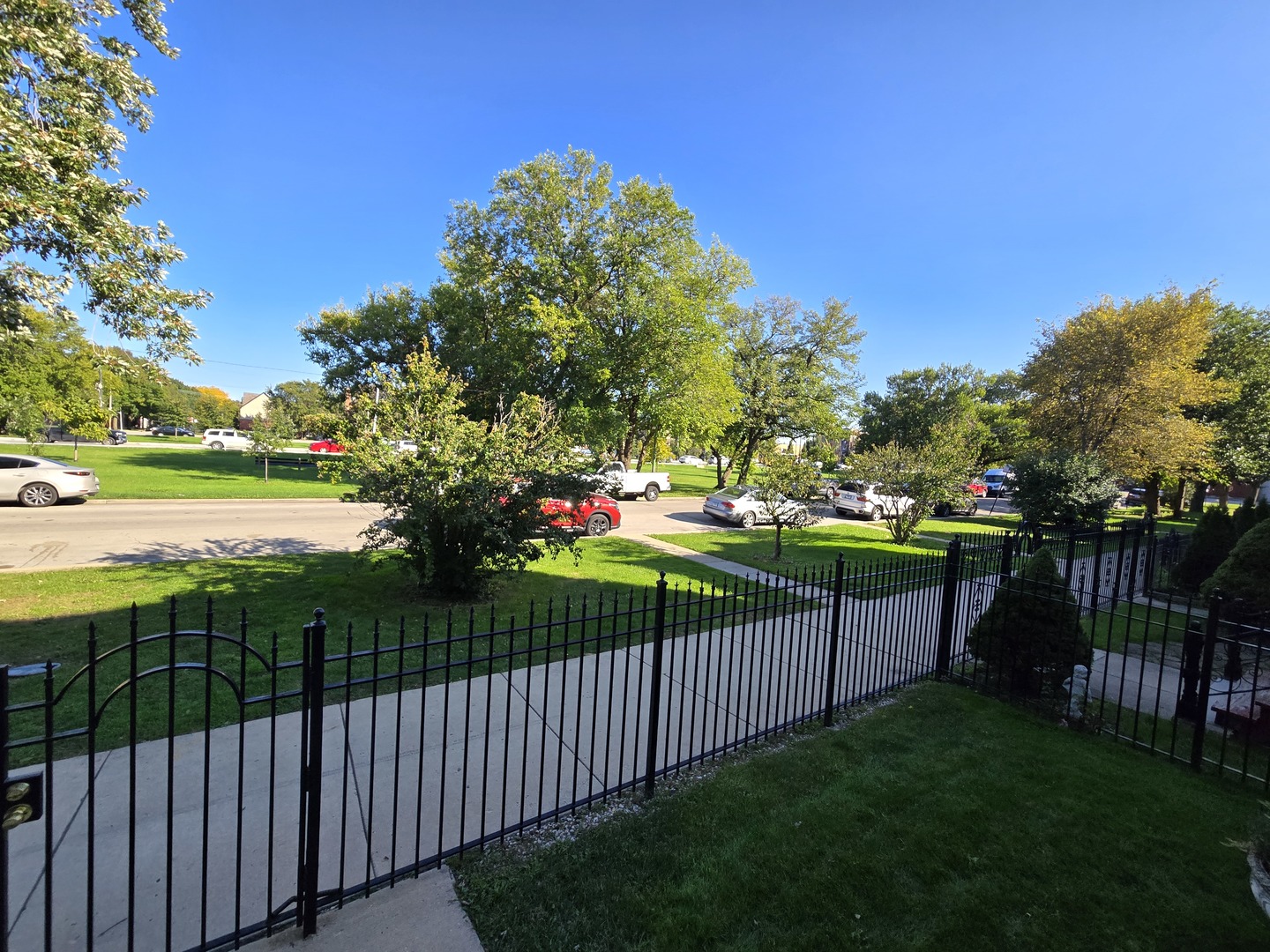 main property photo 17