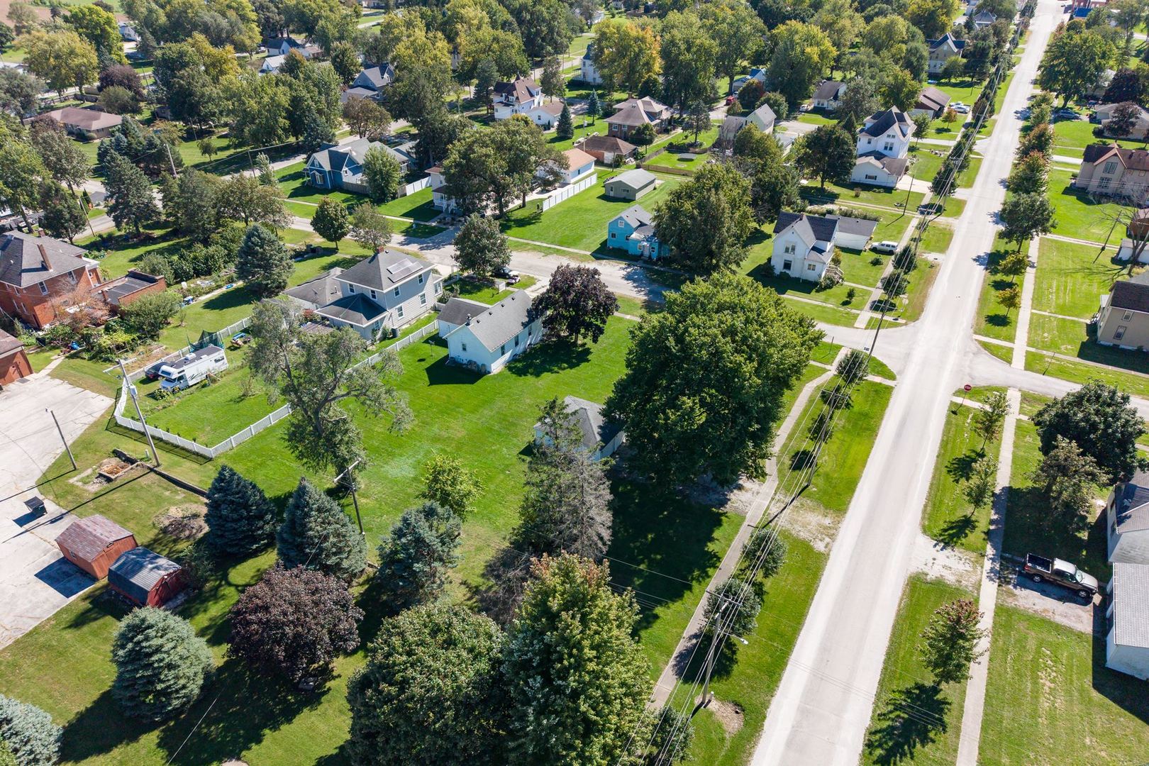 main property photo 35