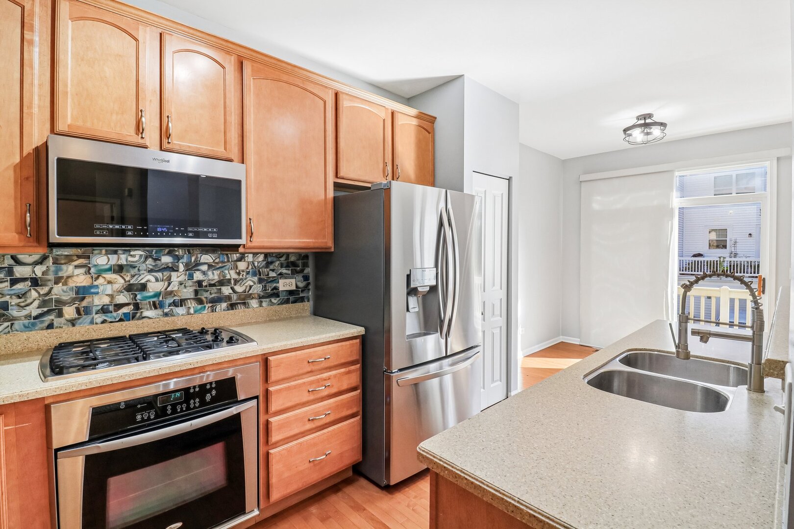 main property photo 16