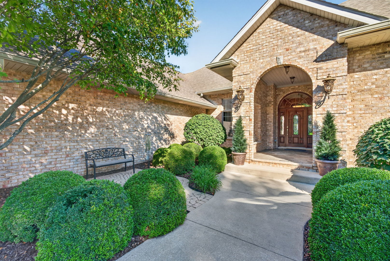 main property photo 10
