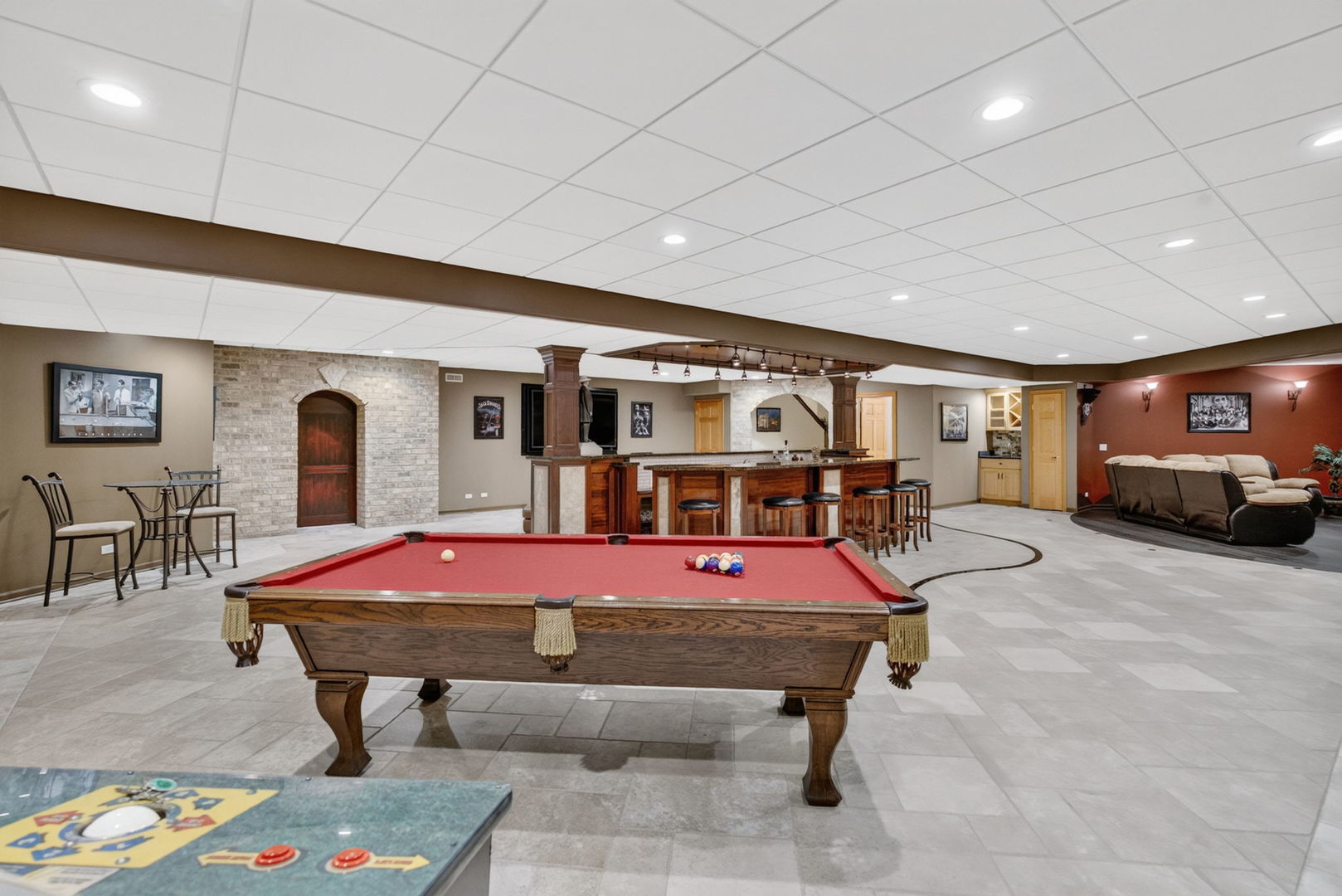 main property photo 80