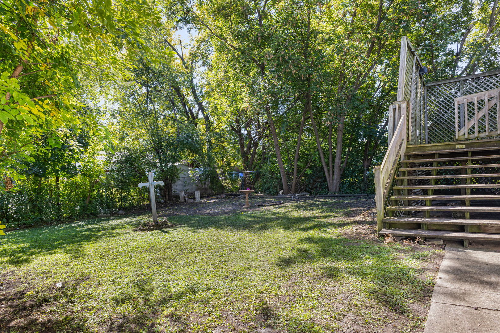 main property photo 20