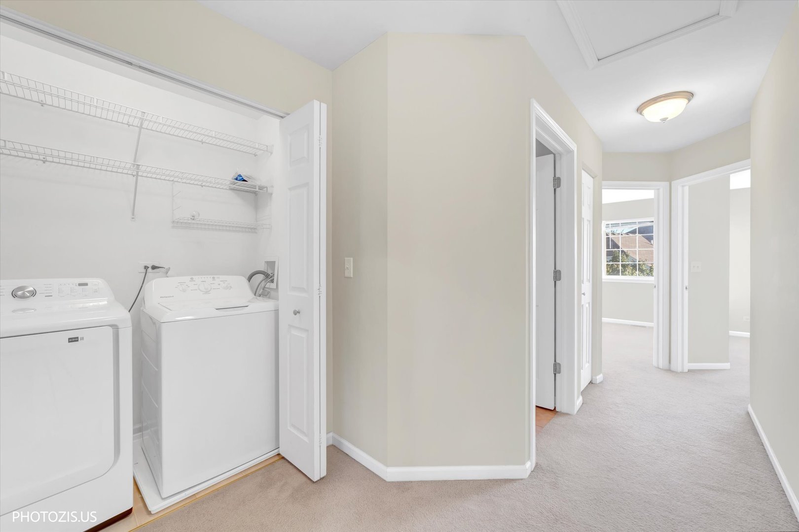 property viewer photo 20