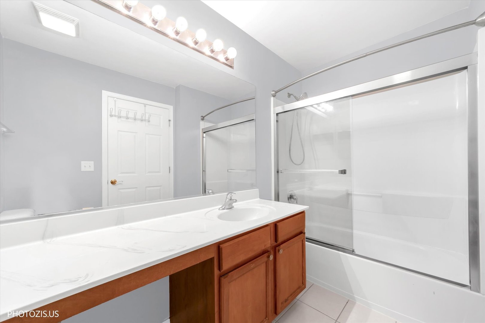 property viewer photo 24