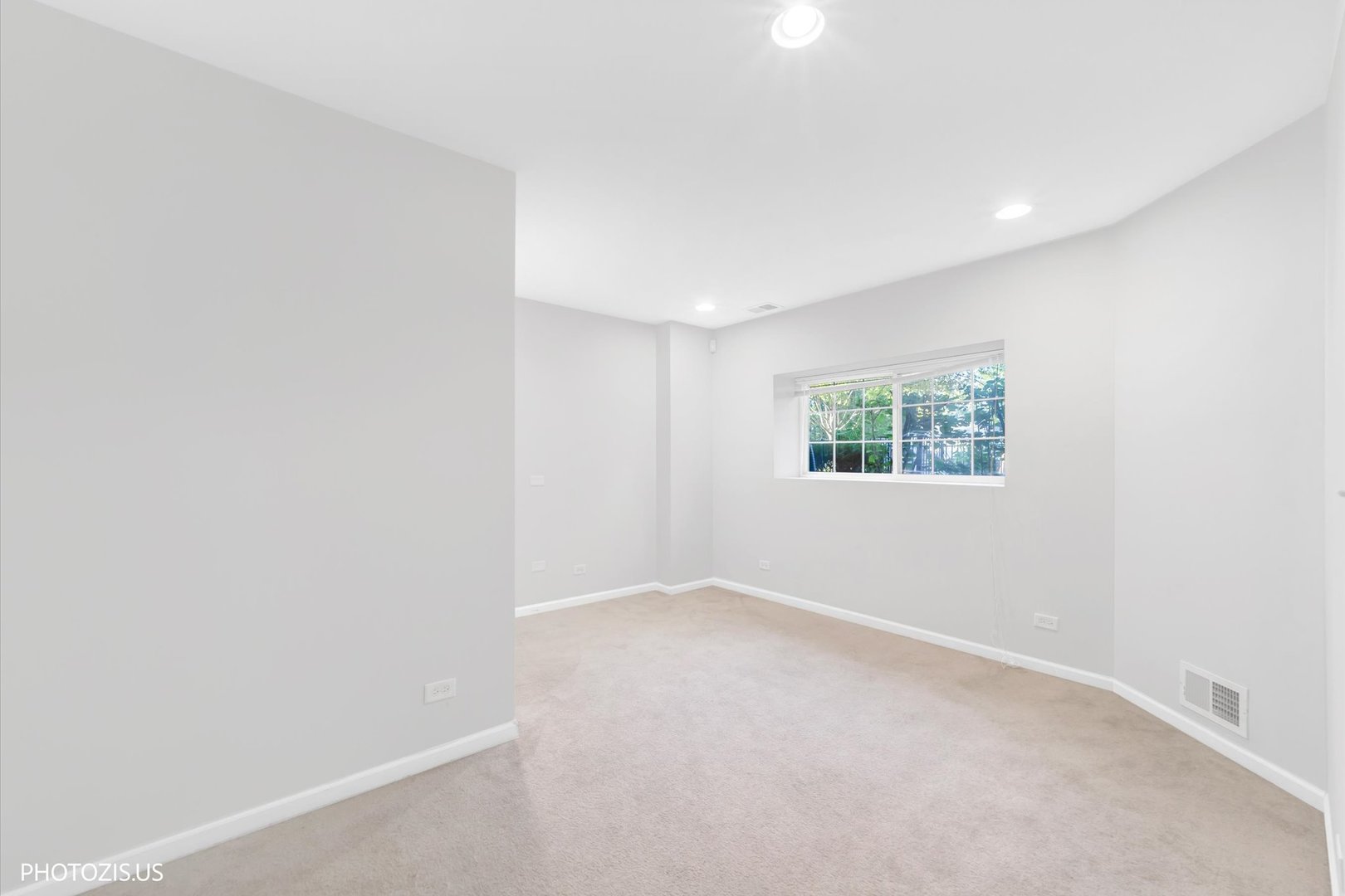 property viewer photo 34