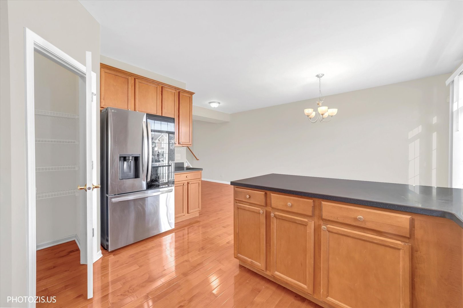 property viewer photo 8