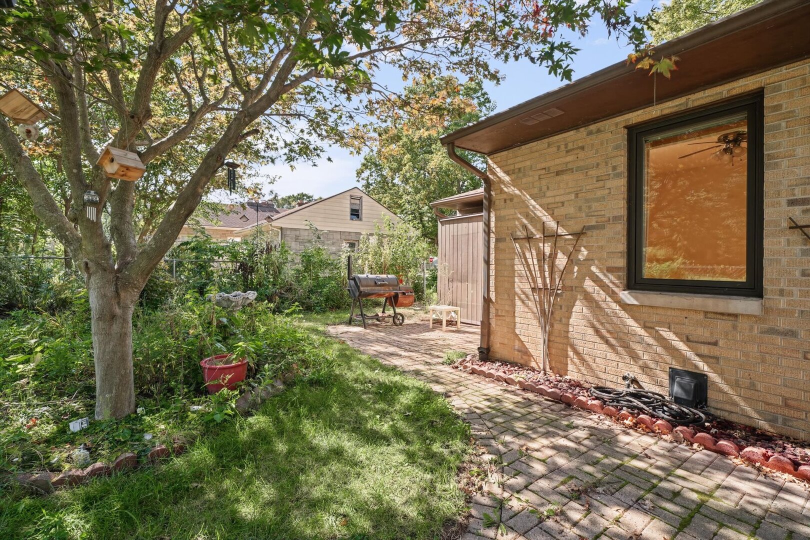 main property photo 50