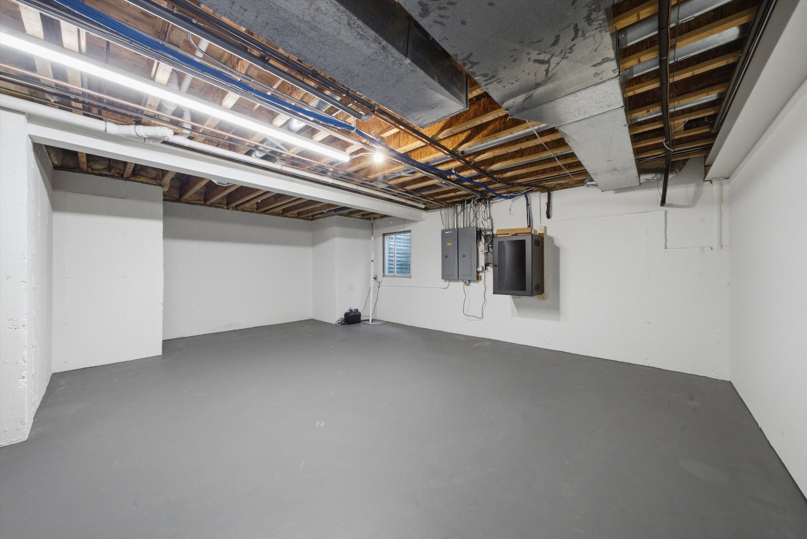 main property photo 89