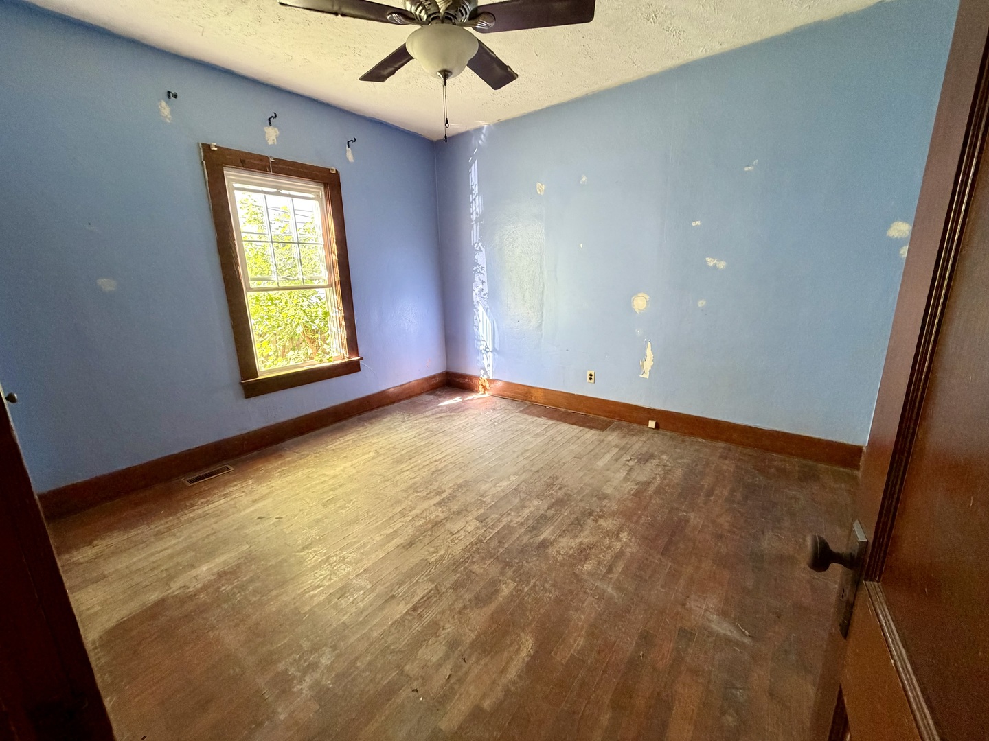 property viewer photo 13