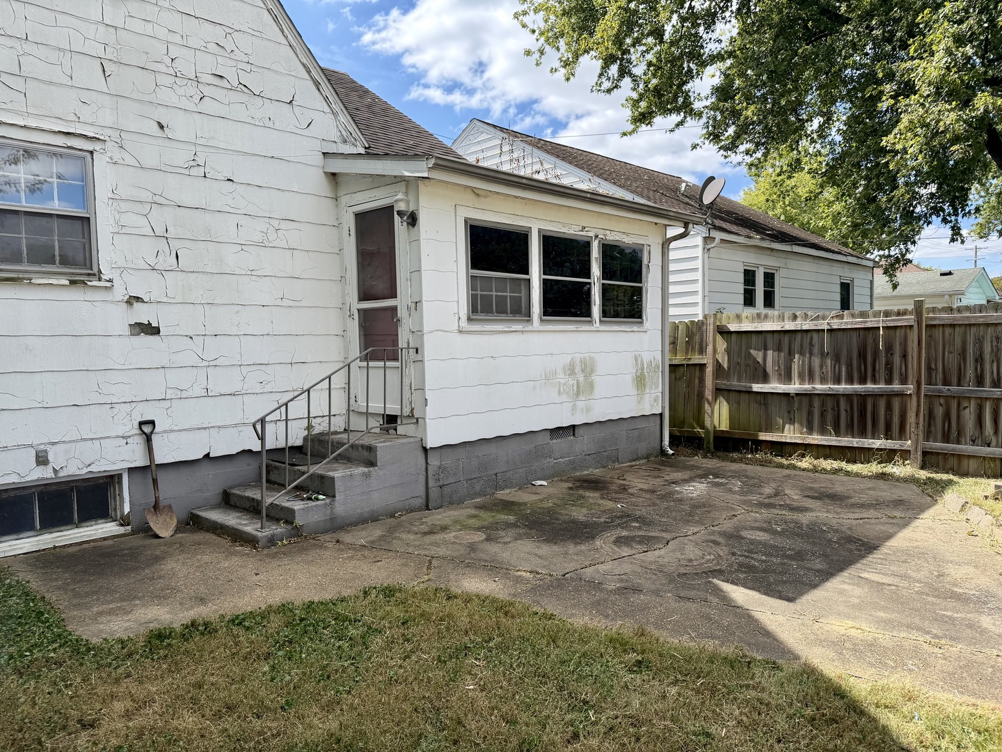 property viewer photo 2