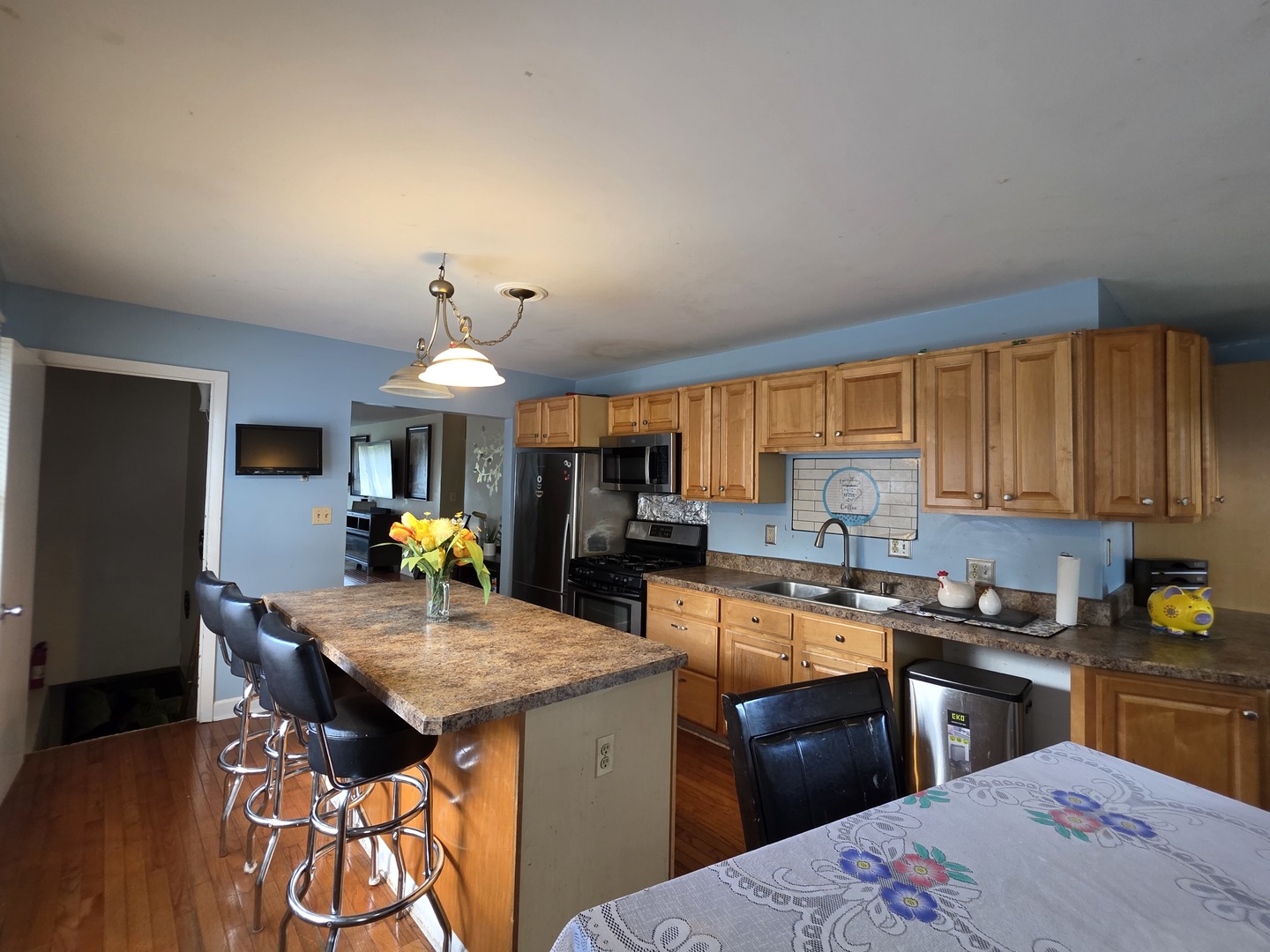 main property photo 18