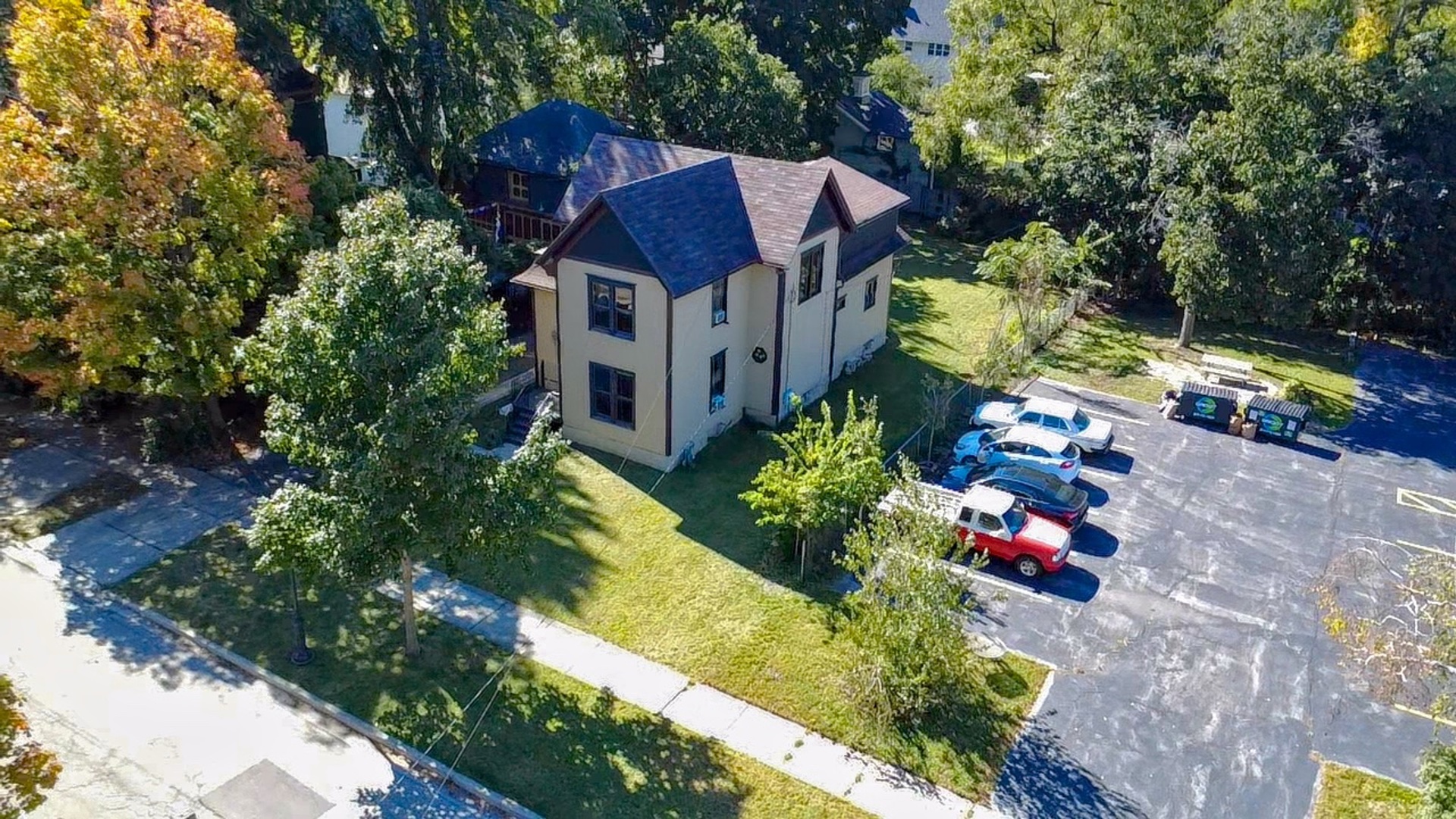 main property photo 14