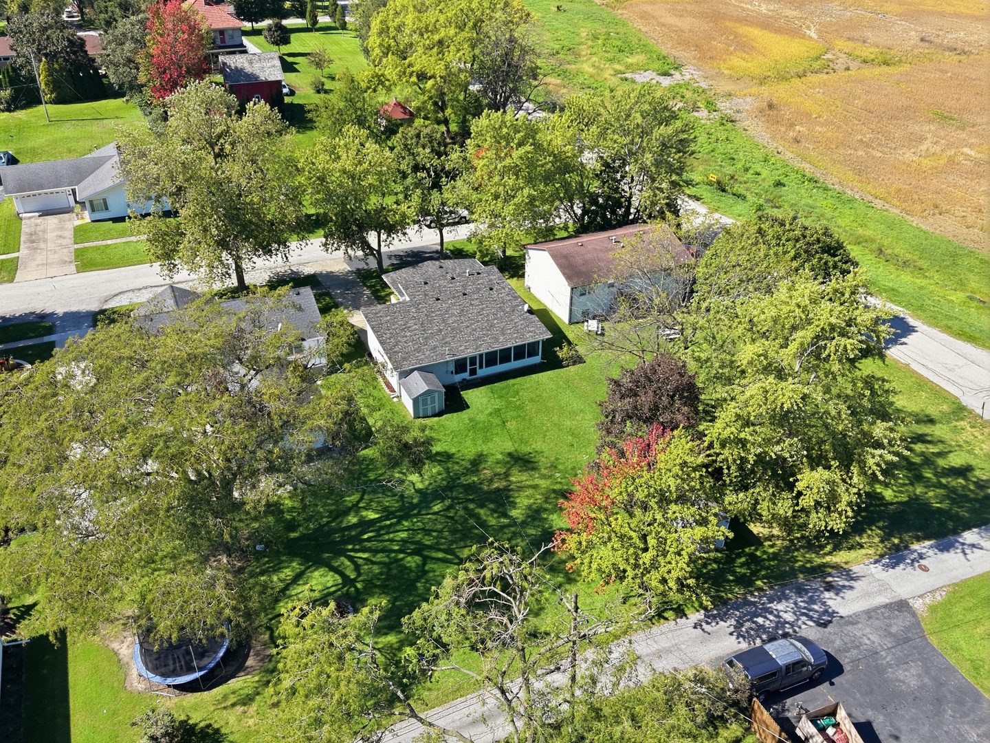 main property photo 24