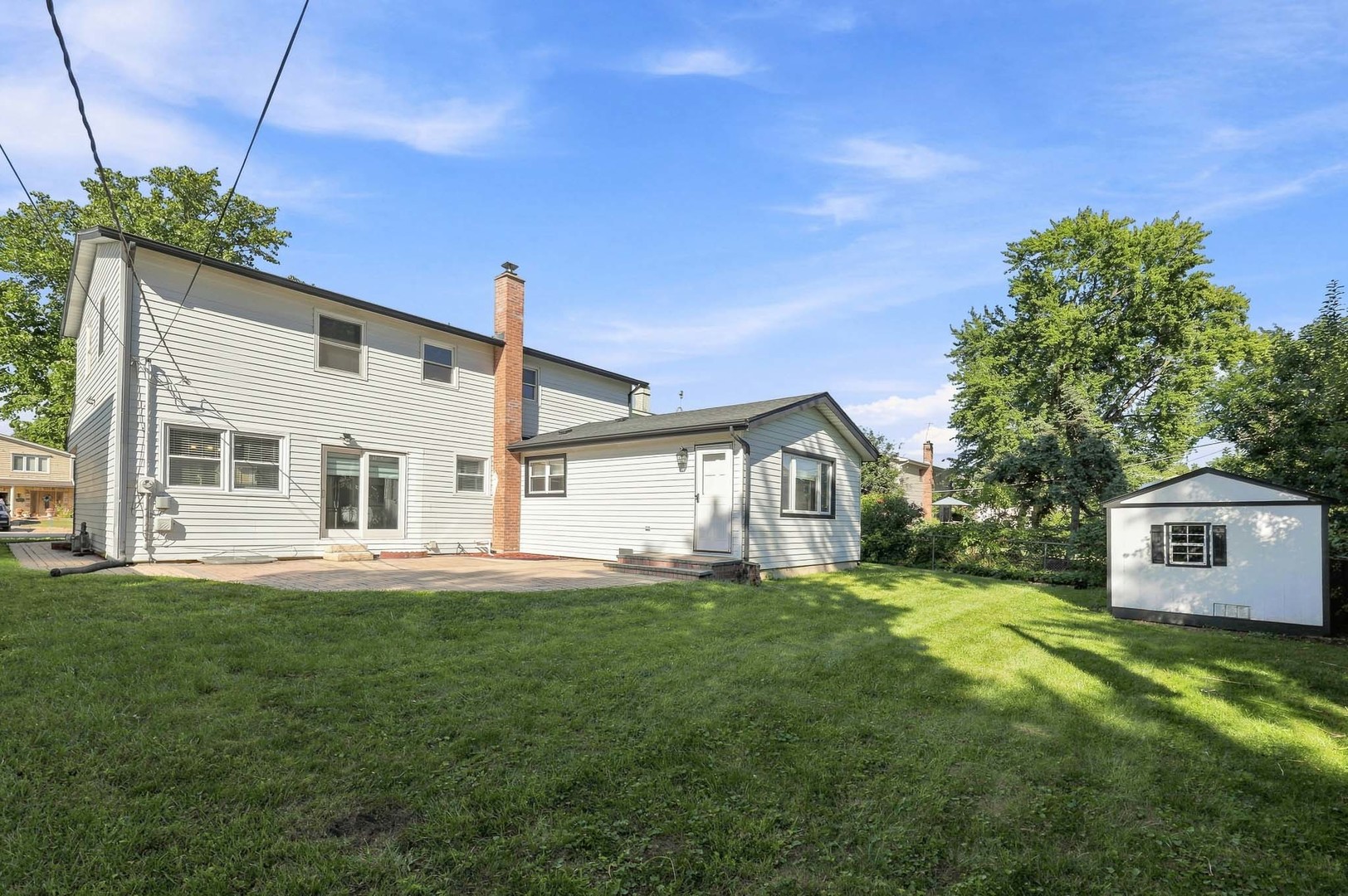 main property photo 32