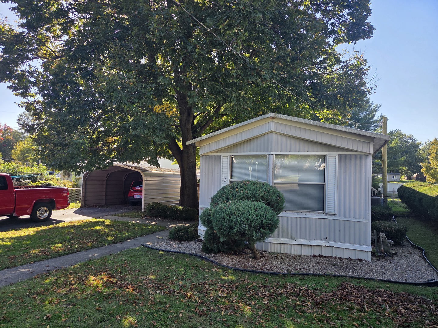 main property photo 14