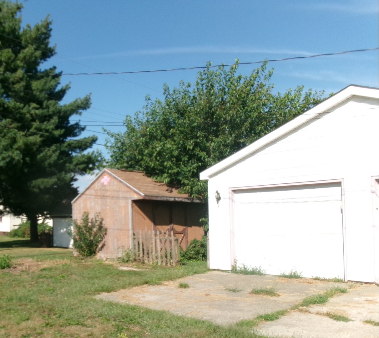 main property photo 11