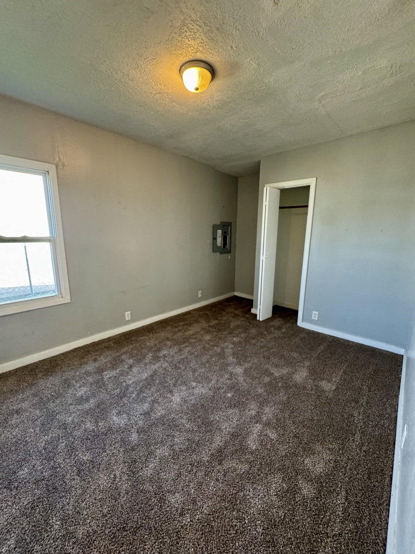 property viewer photo 9