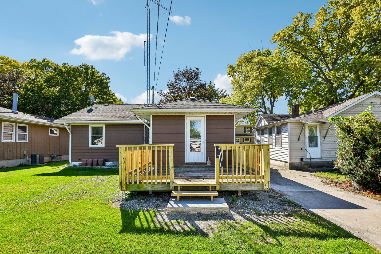 main property photo 19