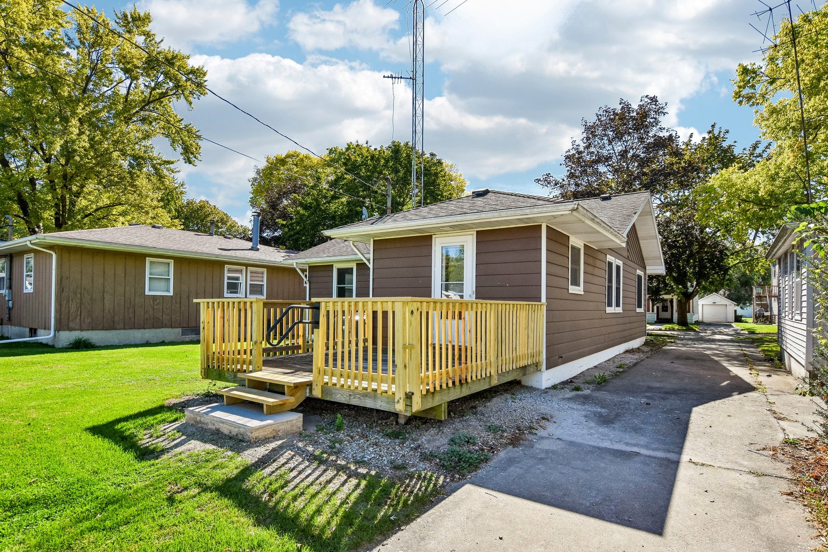 main property photo 21