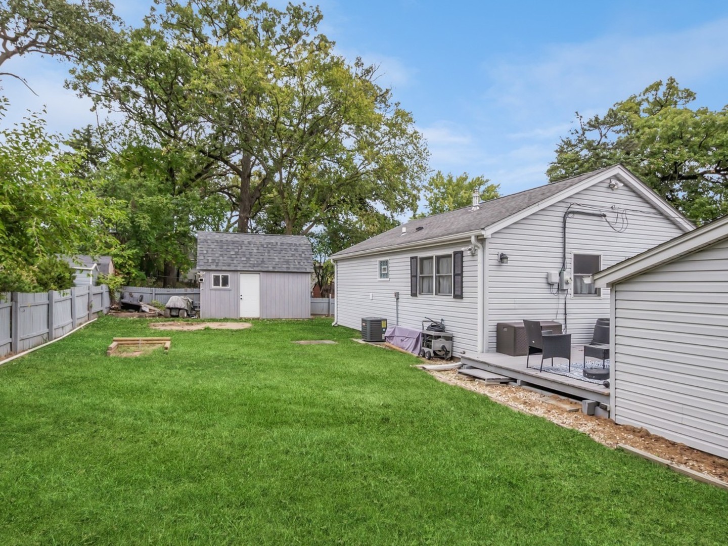 main property photo 19