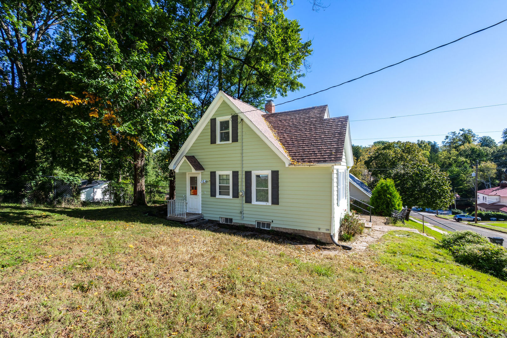 main property photo 4