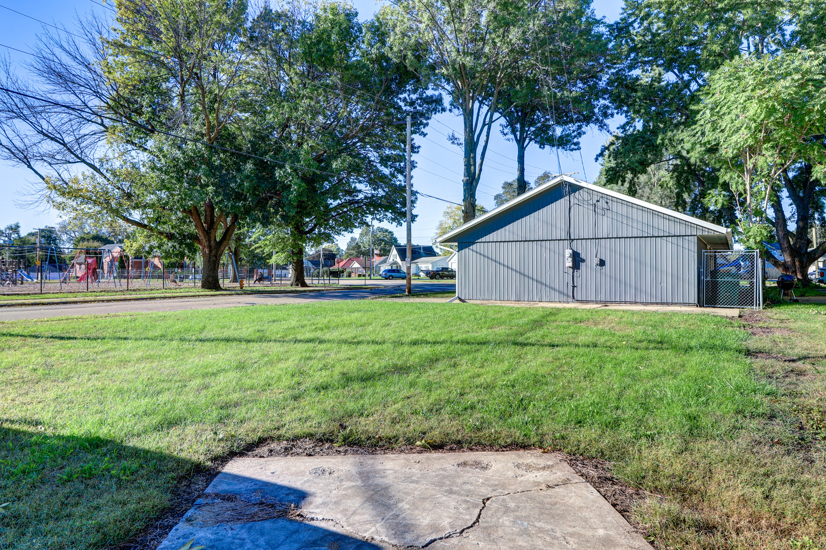 main property photo 19