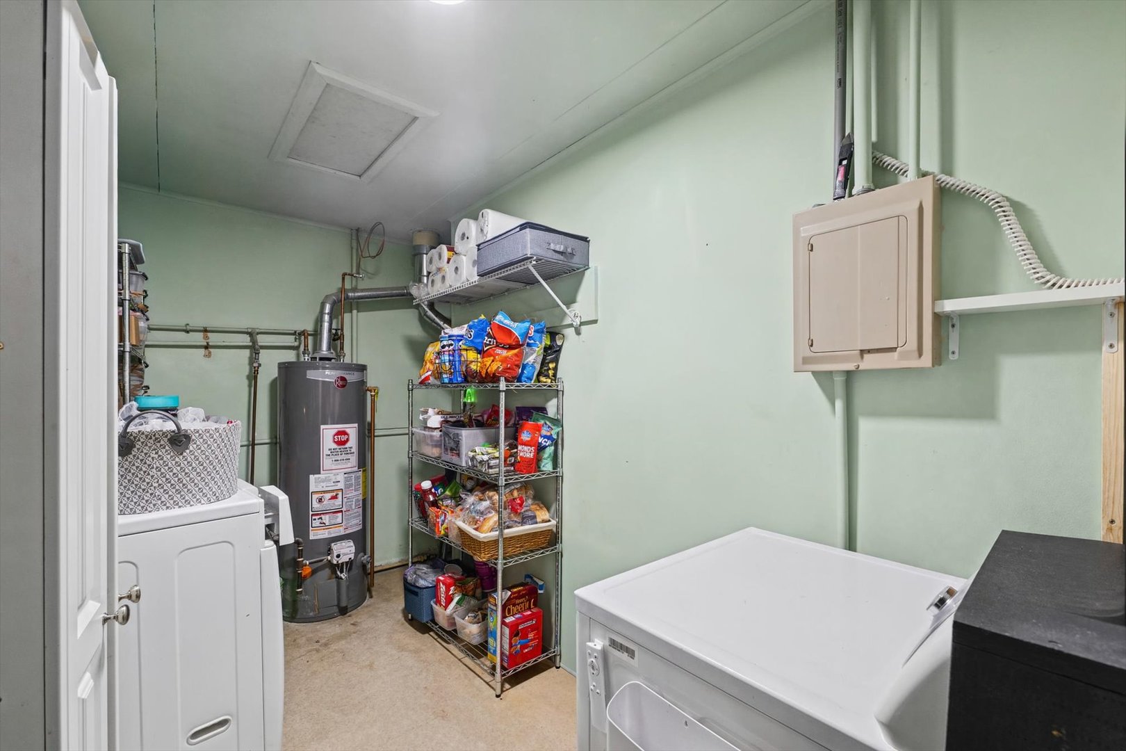 main property photo 16