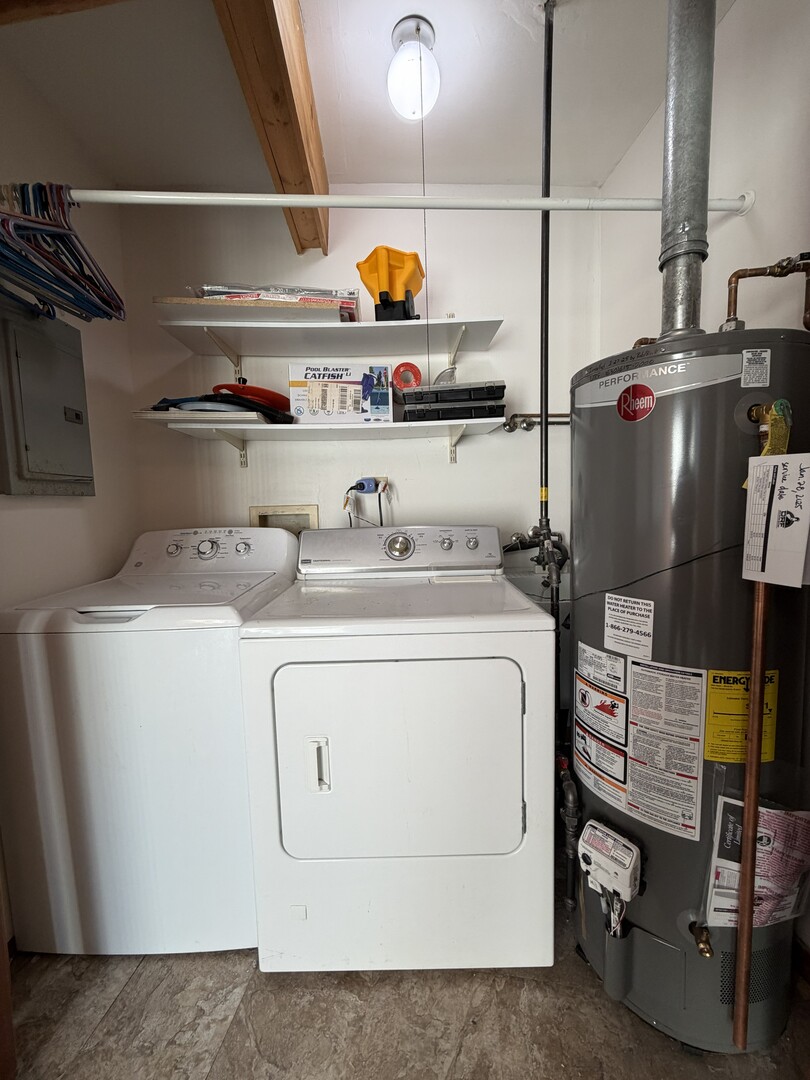 main property photo 13