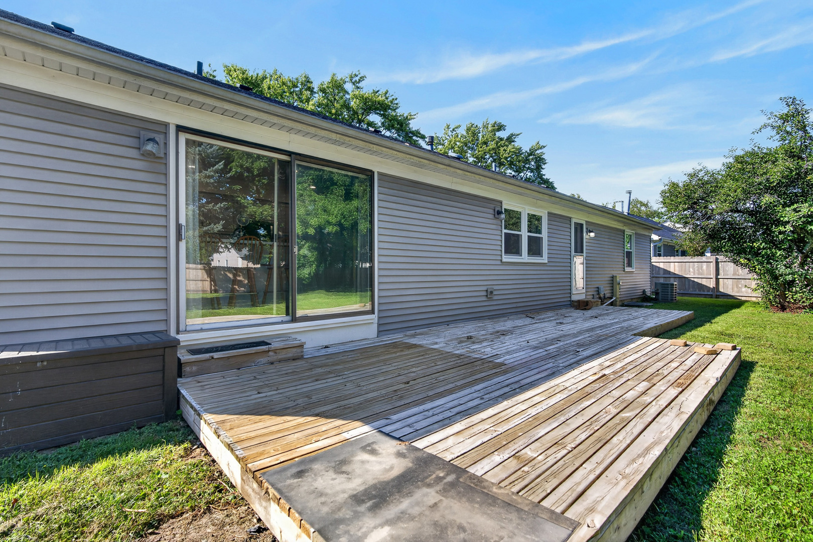 main property photo 40