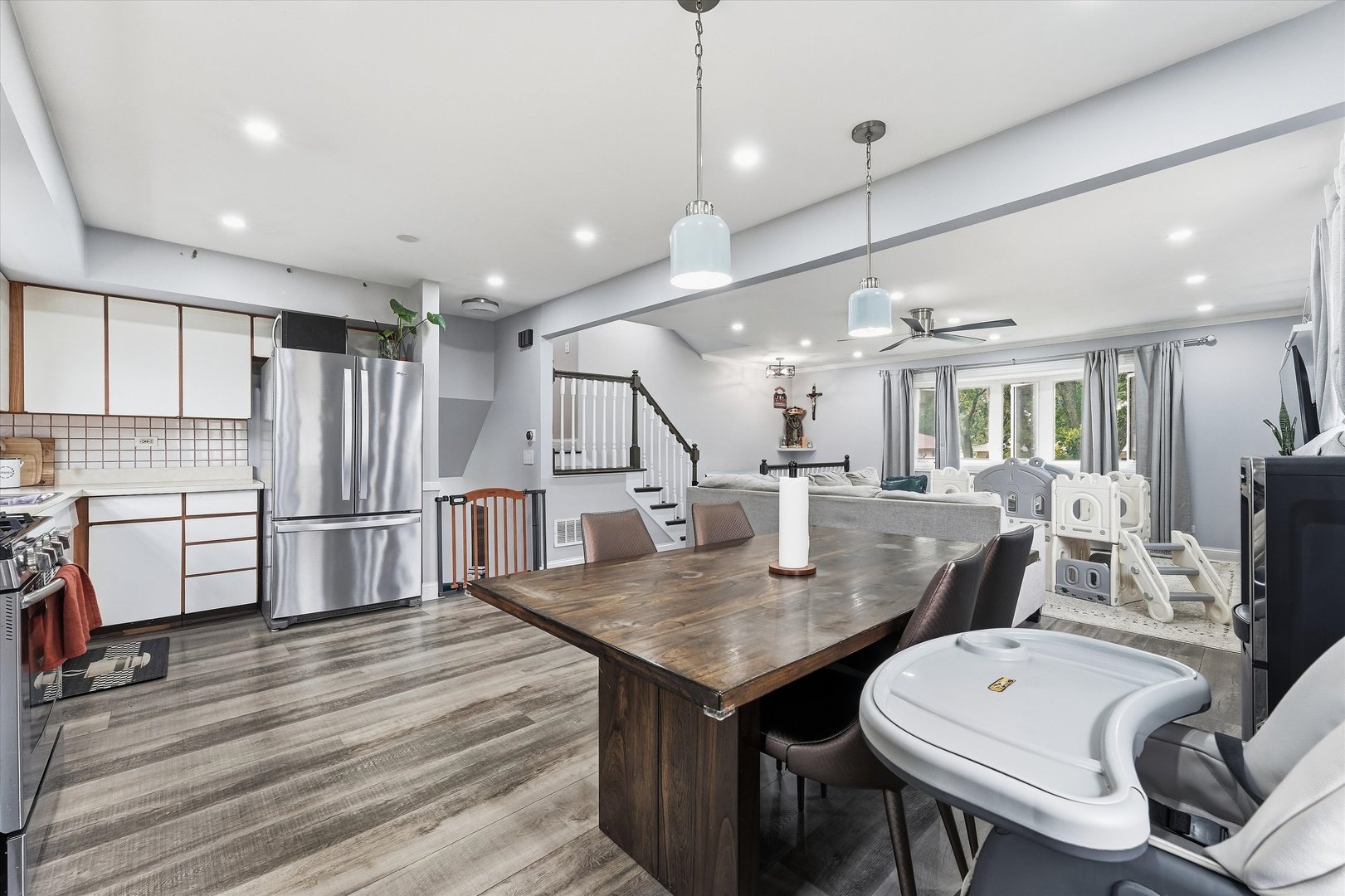 main property photo 18