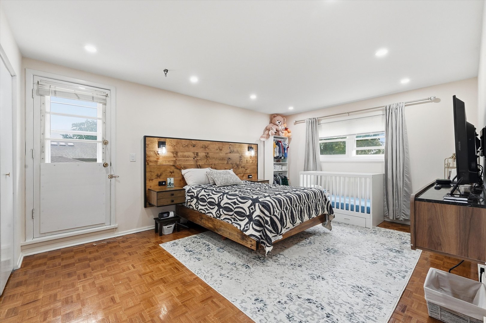 main property photo 22