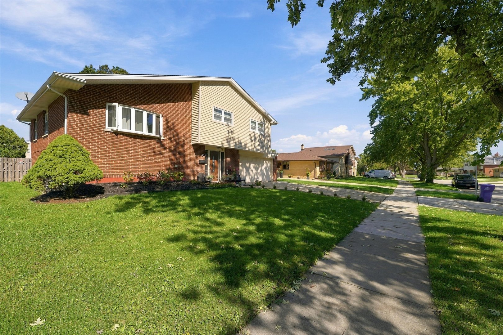 main property photo 44