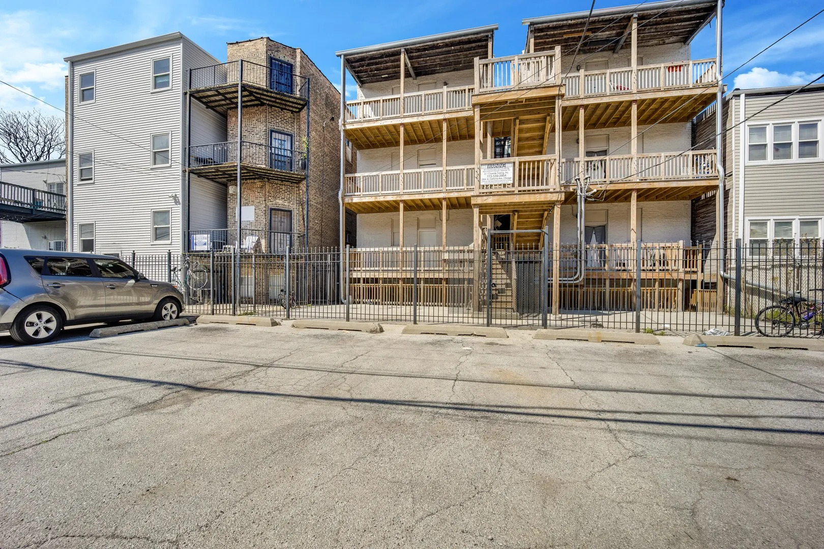 main property photo 9
