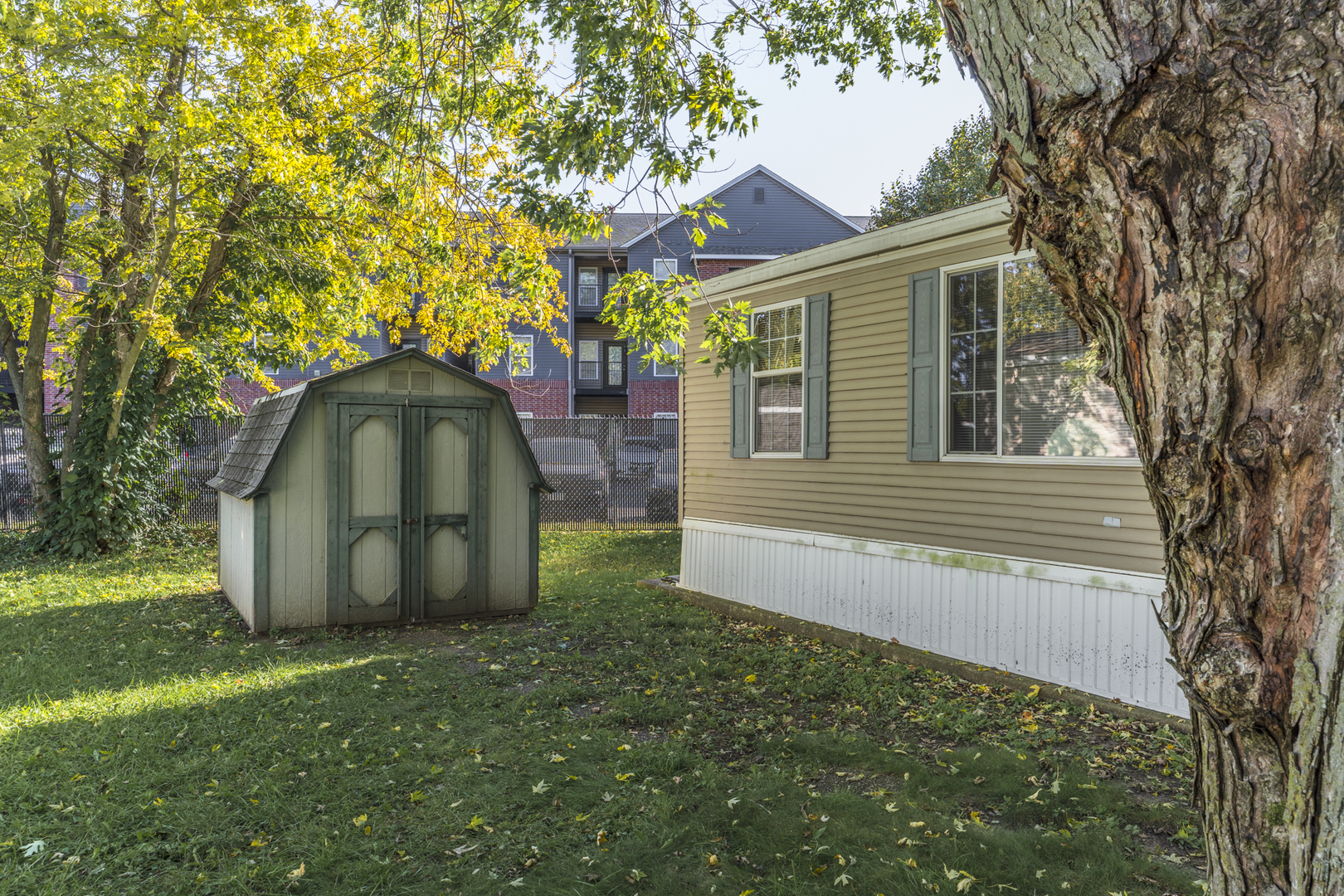 main property photo 24