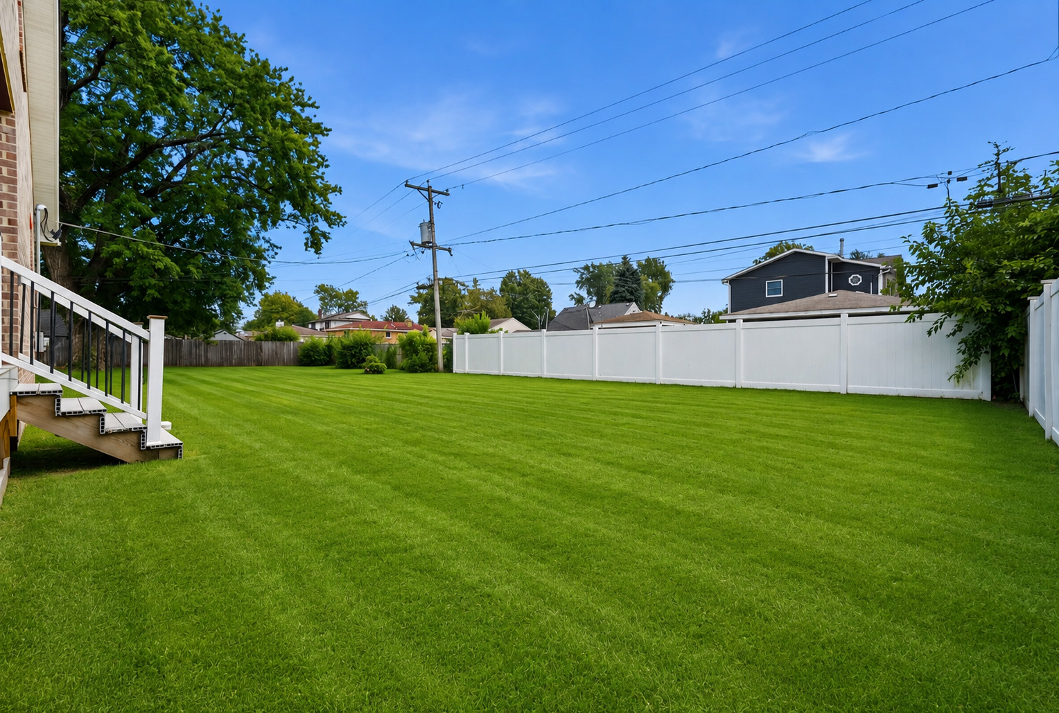 main property photo 19