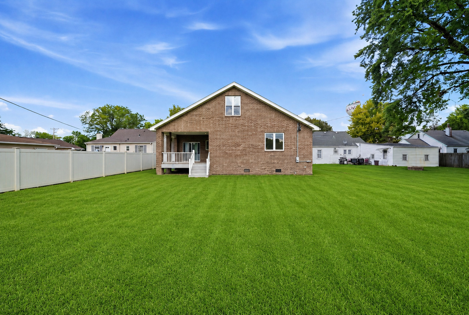 main property photo 20