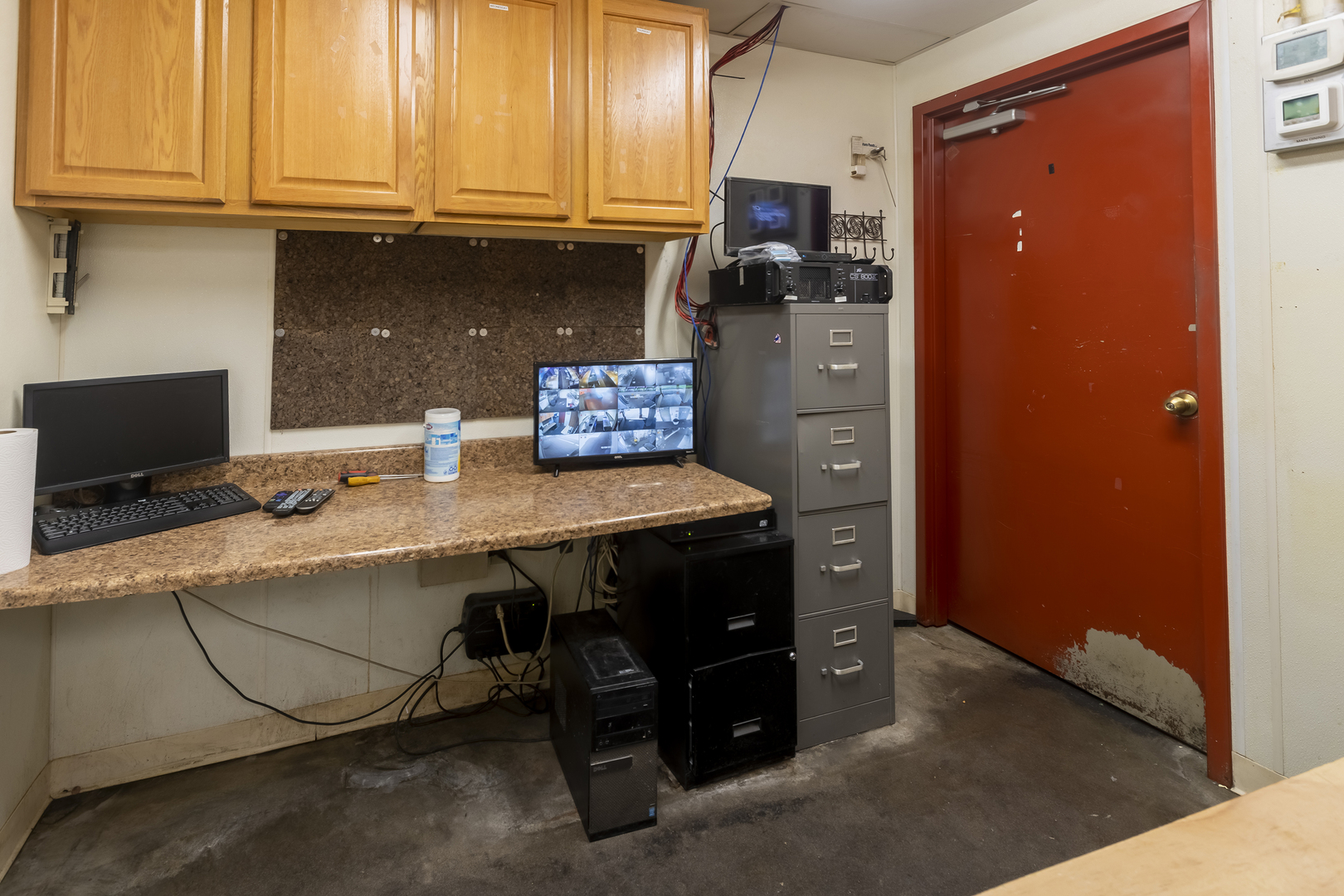 main property photo 30