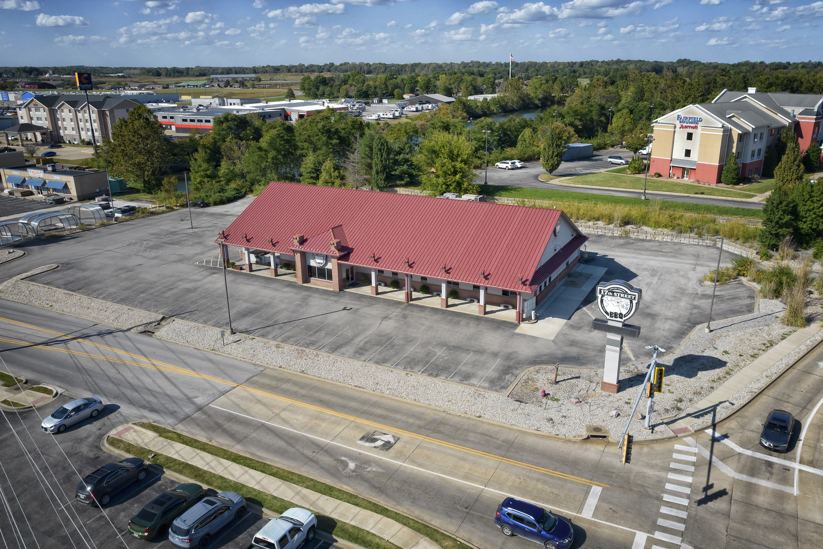 main property photo 45