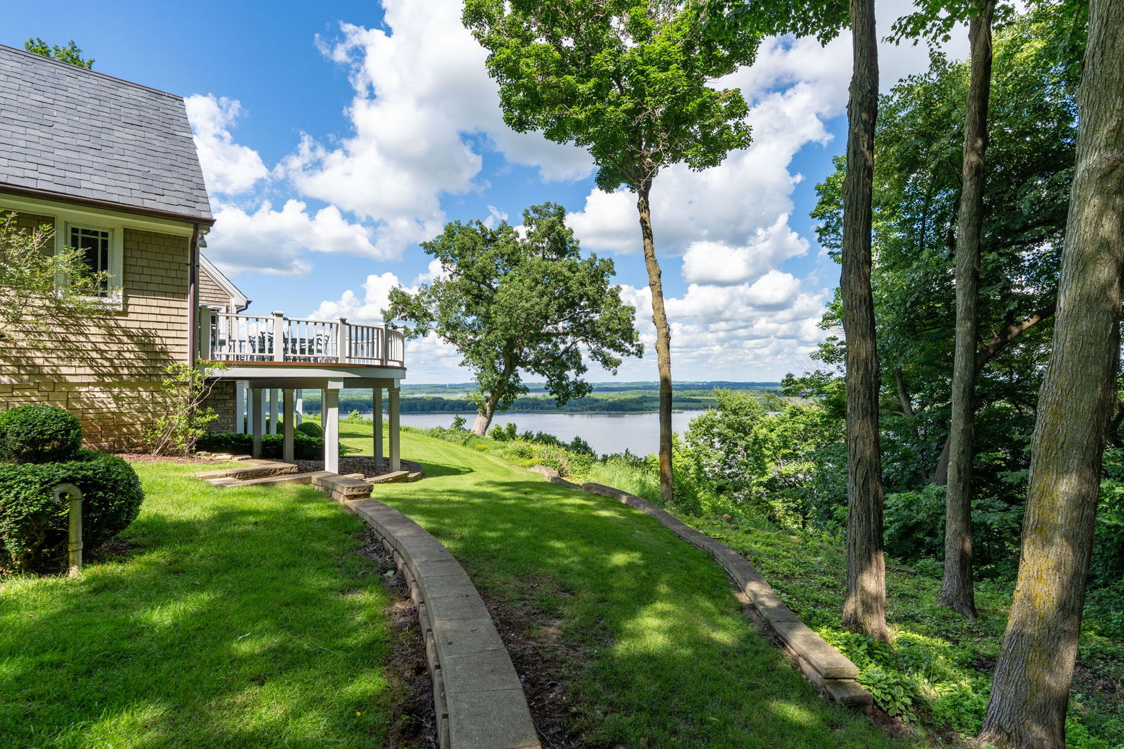 main property photo 82