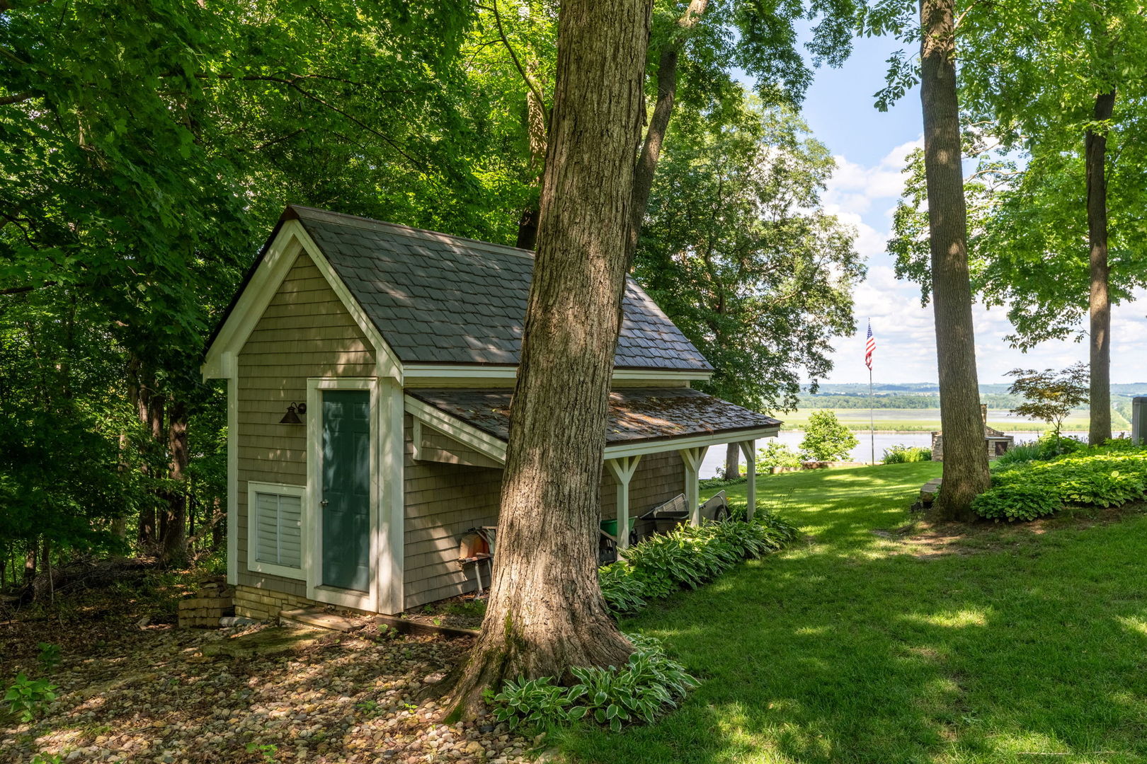 main property photo 86