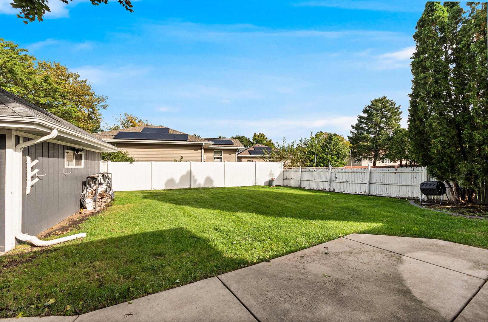main property photo 19