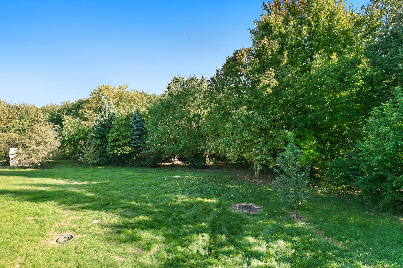 main property photo 25